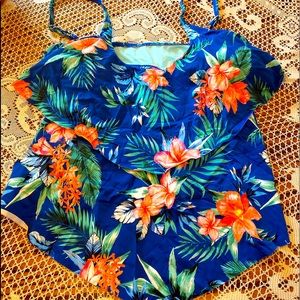 Liz Claiborne Tankini Top